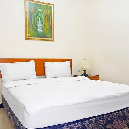 Collection O 91380 Golden Mansion Hotell Jakarta Eksteriør bilde