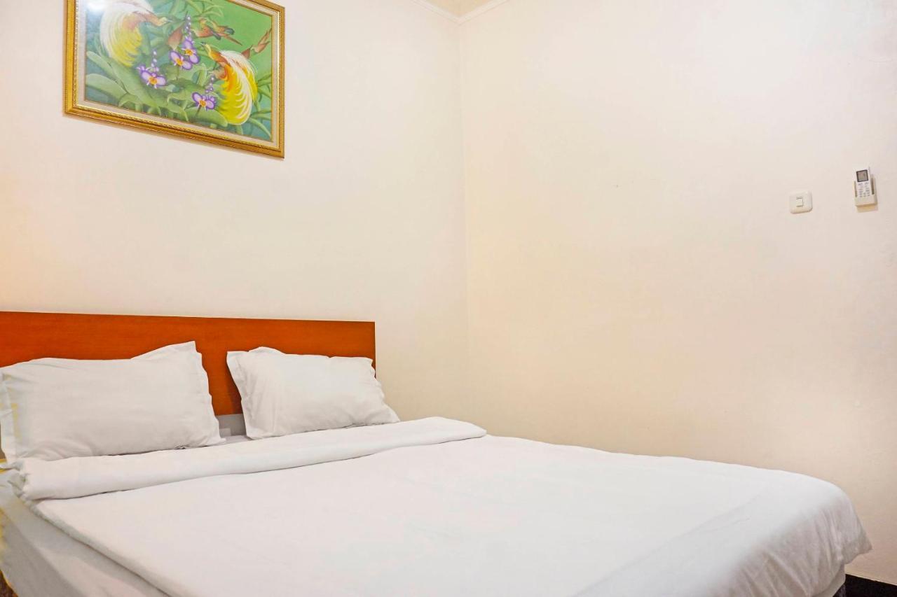 Collection O 91380 Golden Mansion Hotell Jakarta Eksteriør bilde