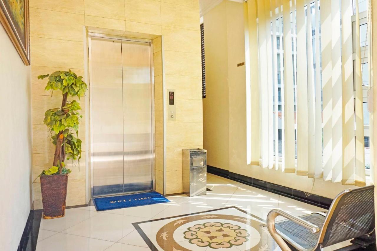 Collection O 91380 Golden Mansion Hotell Jakarta Eksteriør bilde